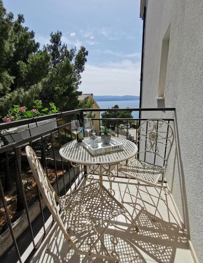 Apartments Rita Nemira Omiš Exterior foto